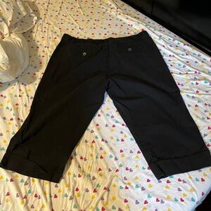 Black capris. Excelent condition